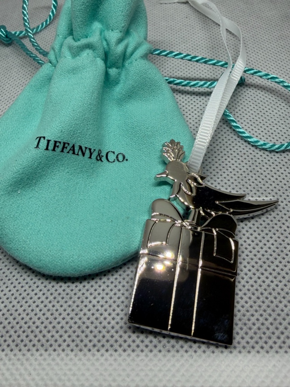 New Tiffany & Co. Silver Gift Box Bird Ornament - Tiffany Blue